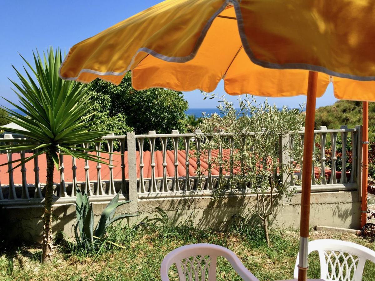 Appartamento nuovo Wi-Fi e cablato ethernet a pochi passi dal mare  Santa Caterina Dello Ionio Marina Esterno foto